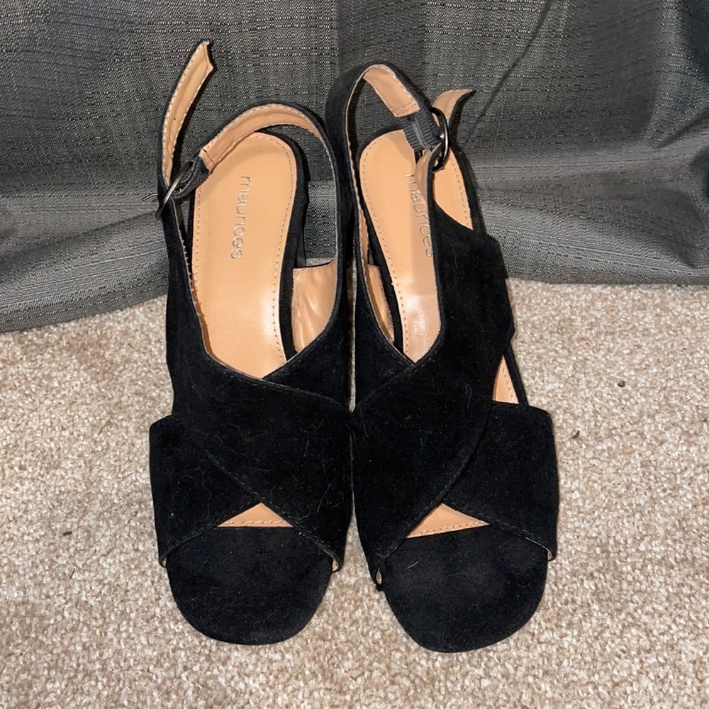 Black felt high heel